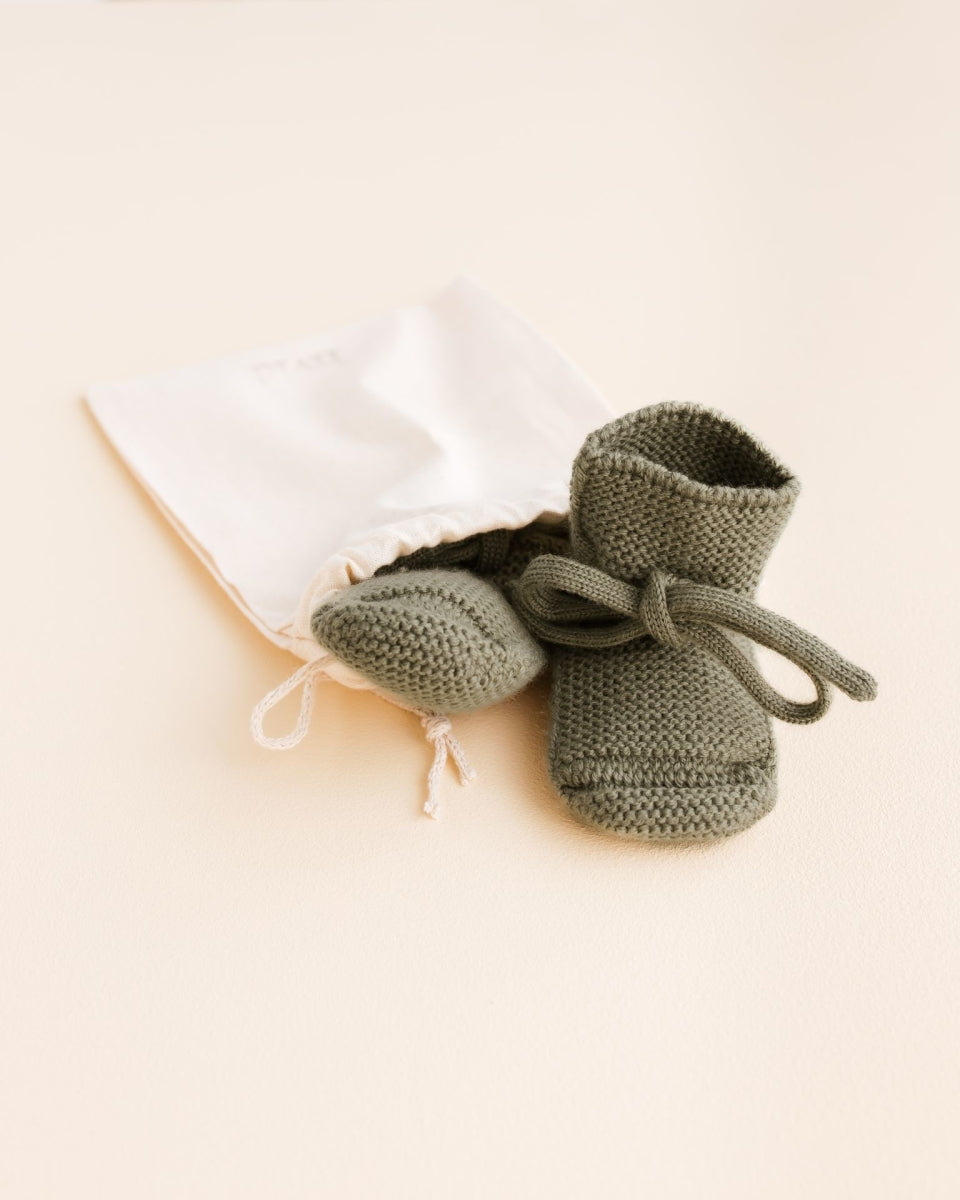 booties - artichoke - 0-9M