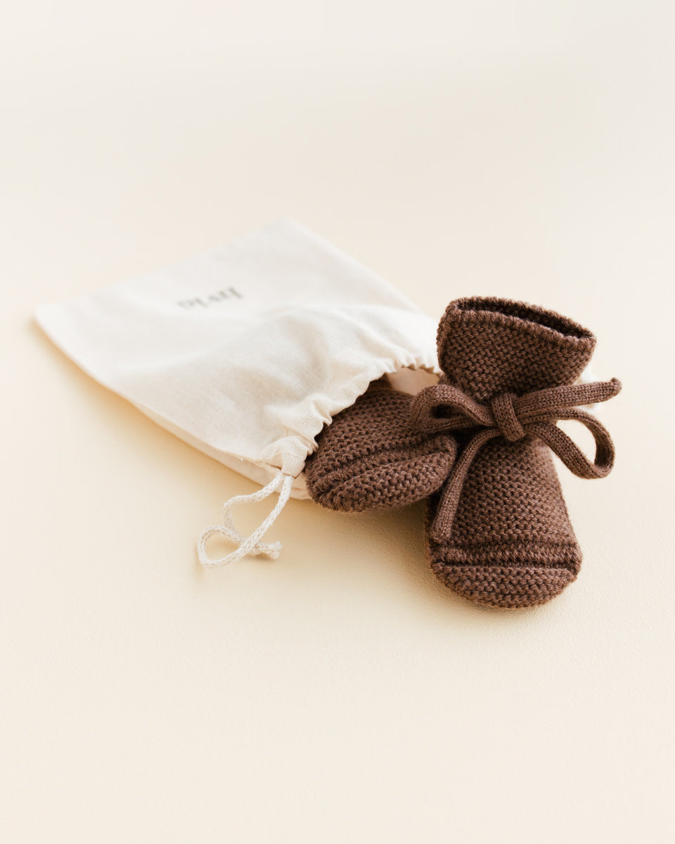 booties - mocha - 0-9M