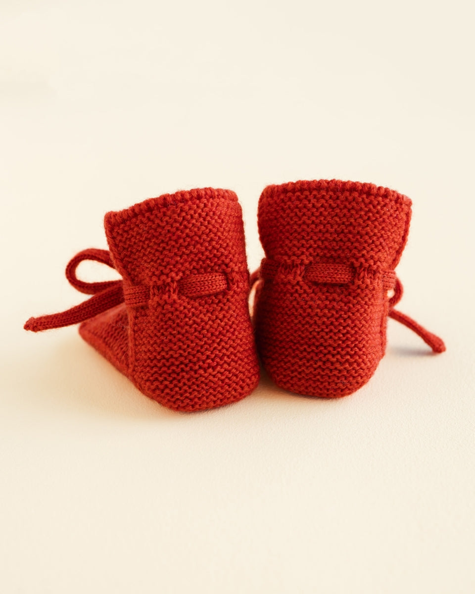 booties - red