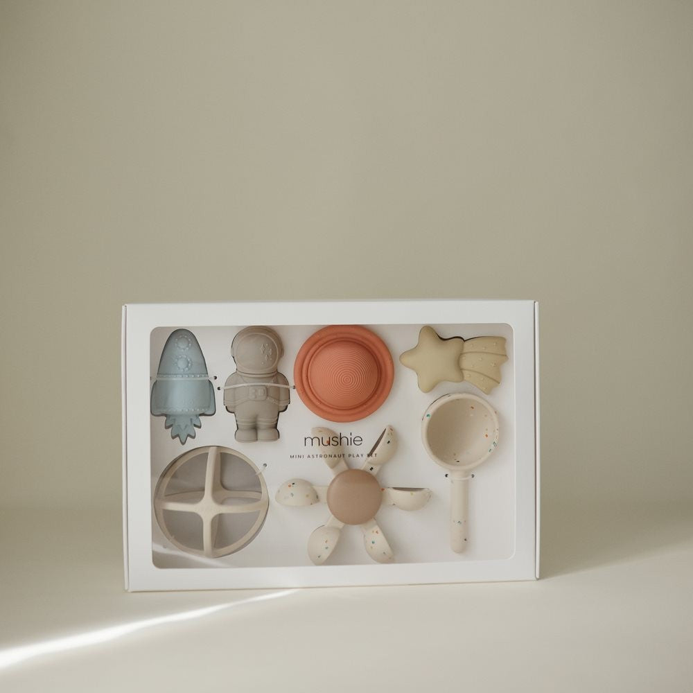 mushie cadeauset - mini astronaut
