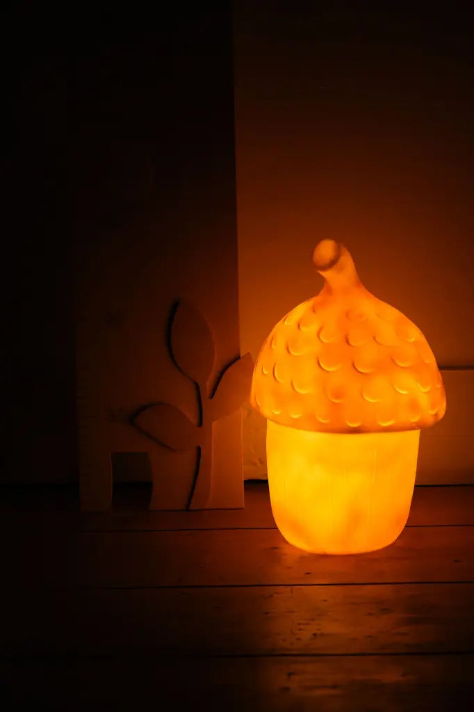 acorn lamp - klein - red brick