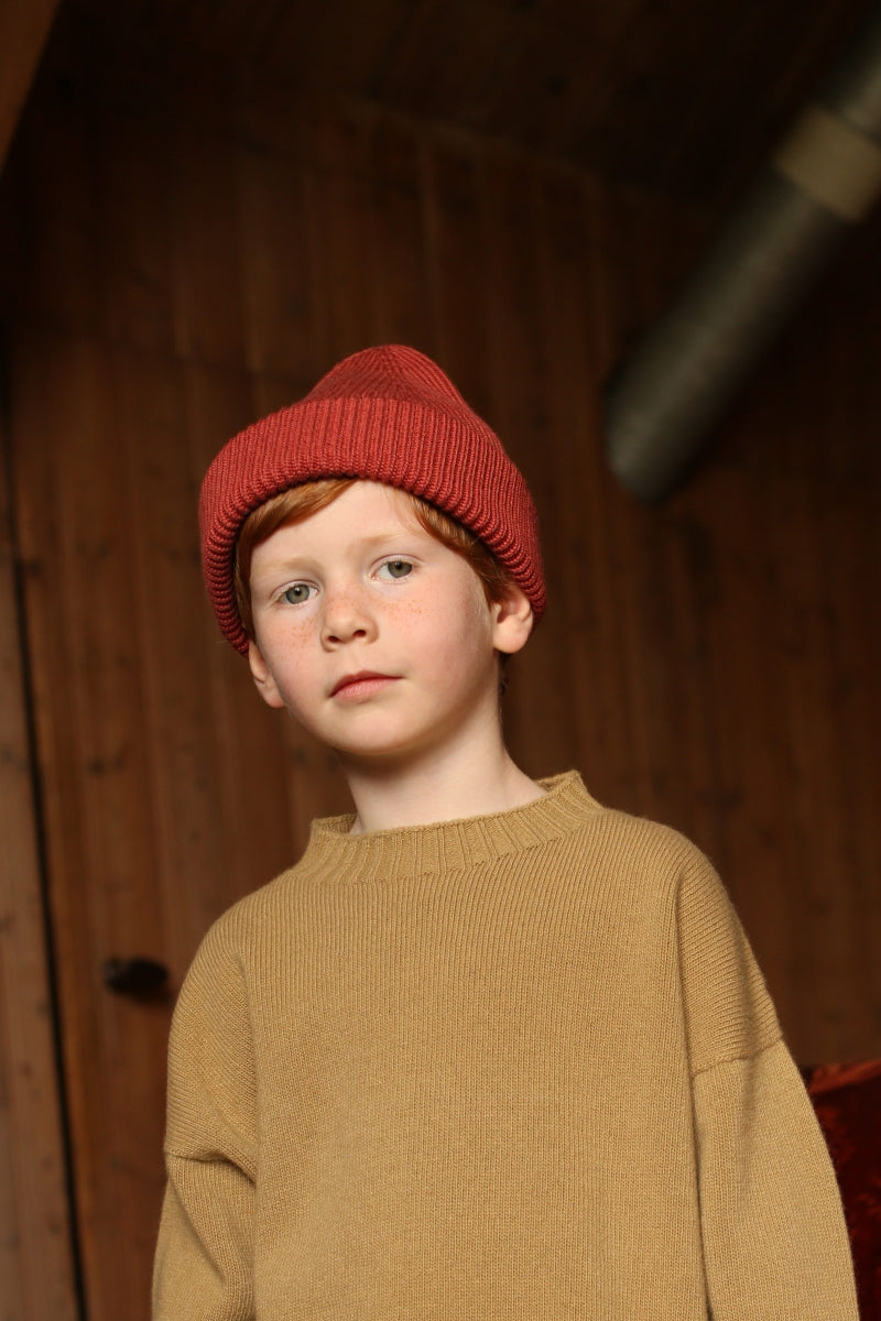 beanie fonzie wild berry - kids