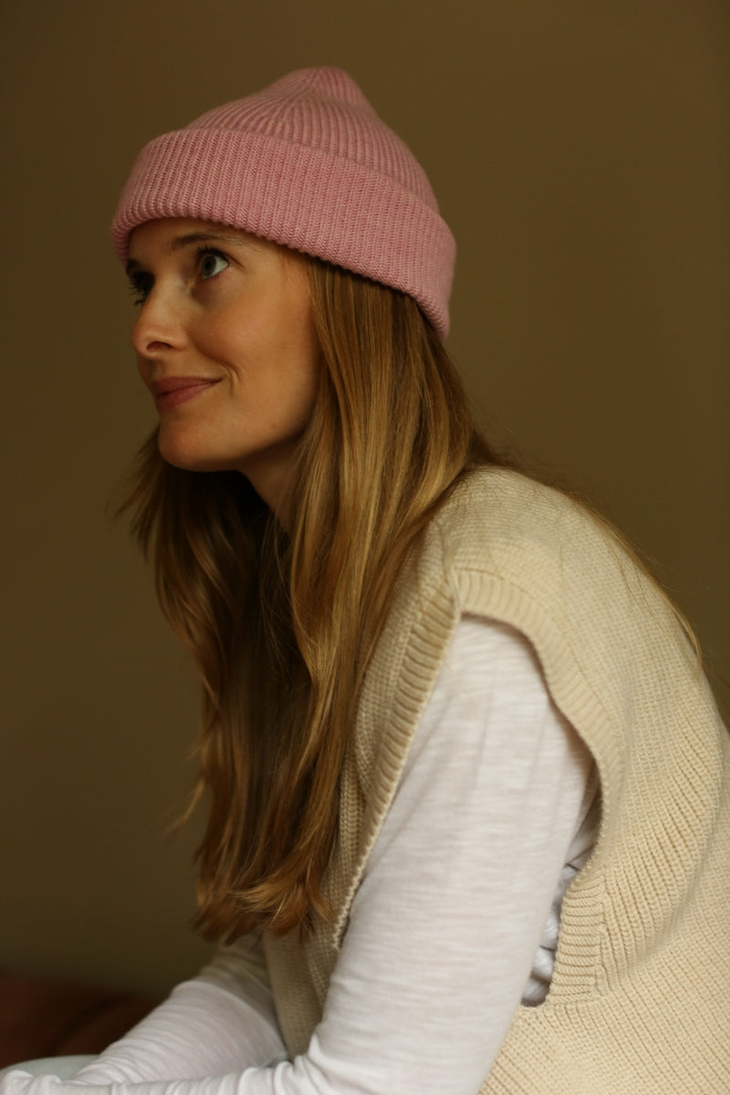 beanie fonzie - adult - cotton candy