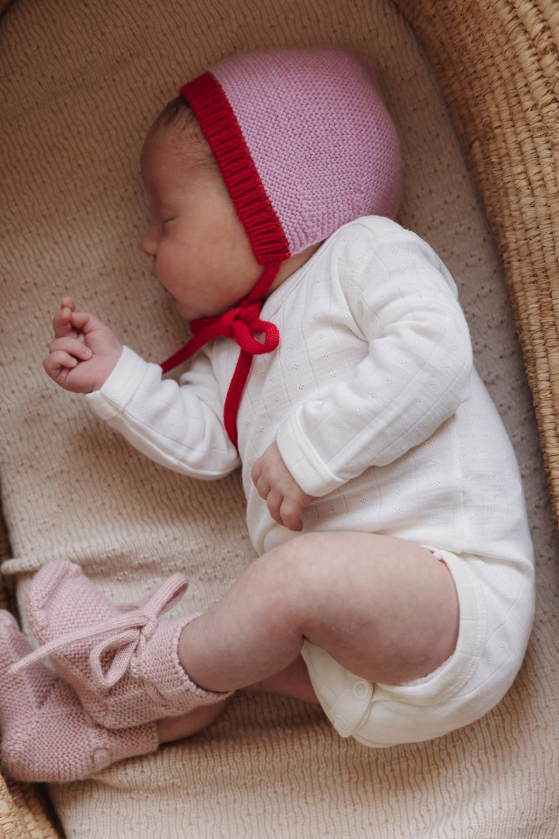 bonnet dolly - cotton candy/red