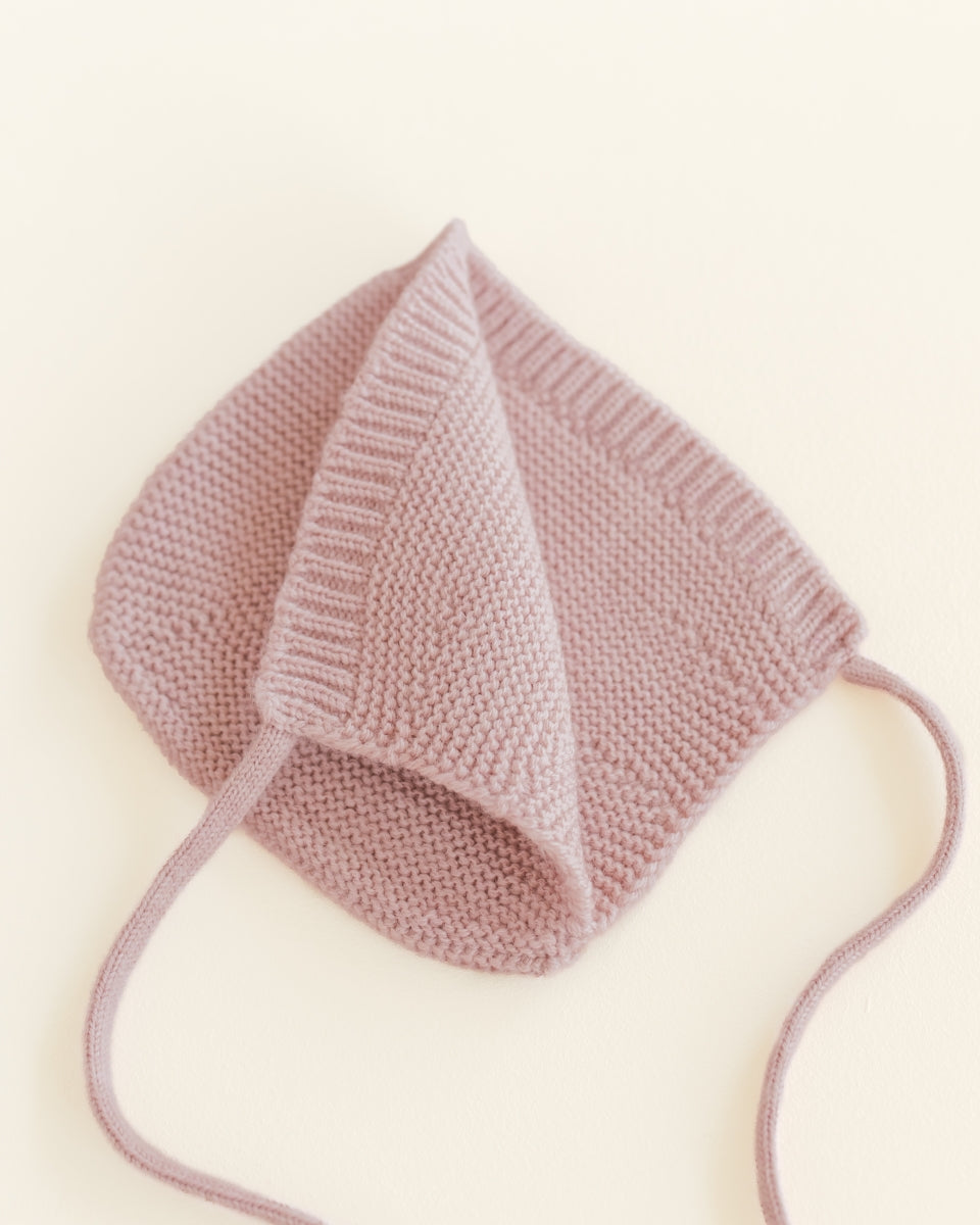 bonnet dolly - powder