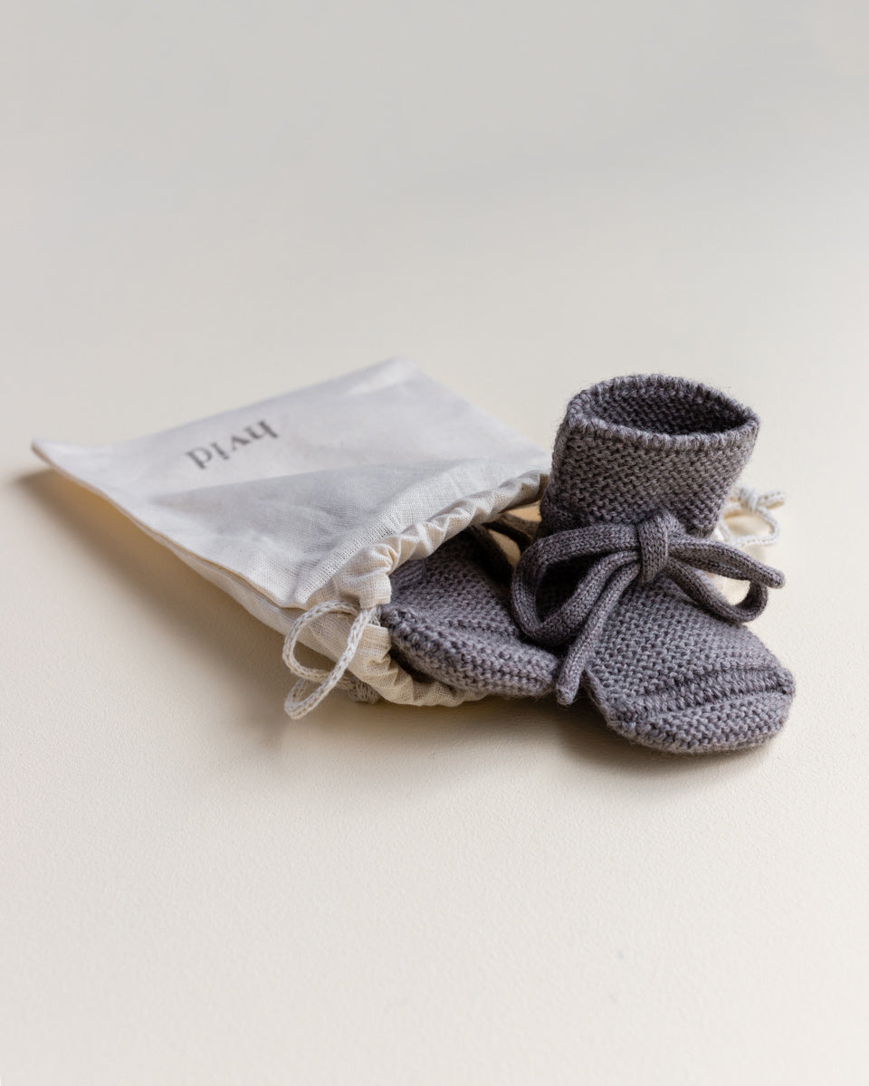 booties - otter - 0-9M