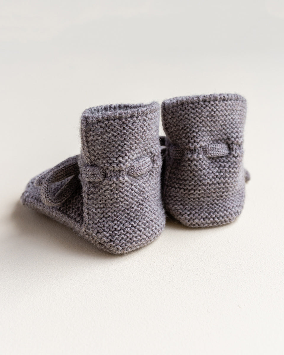 booties - otter - 0-9M