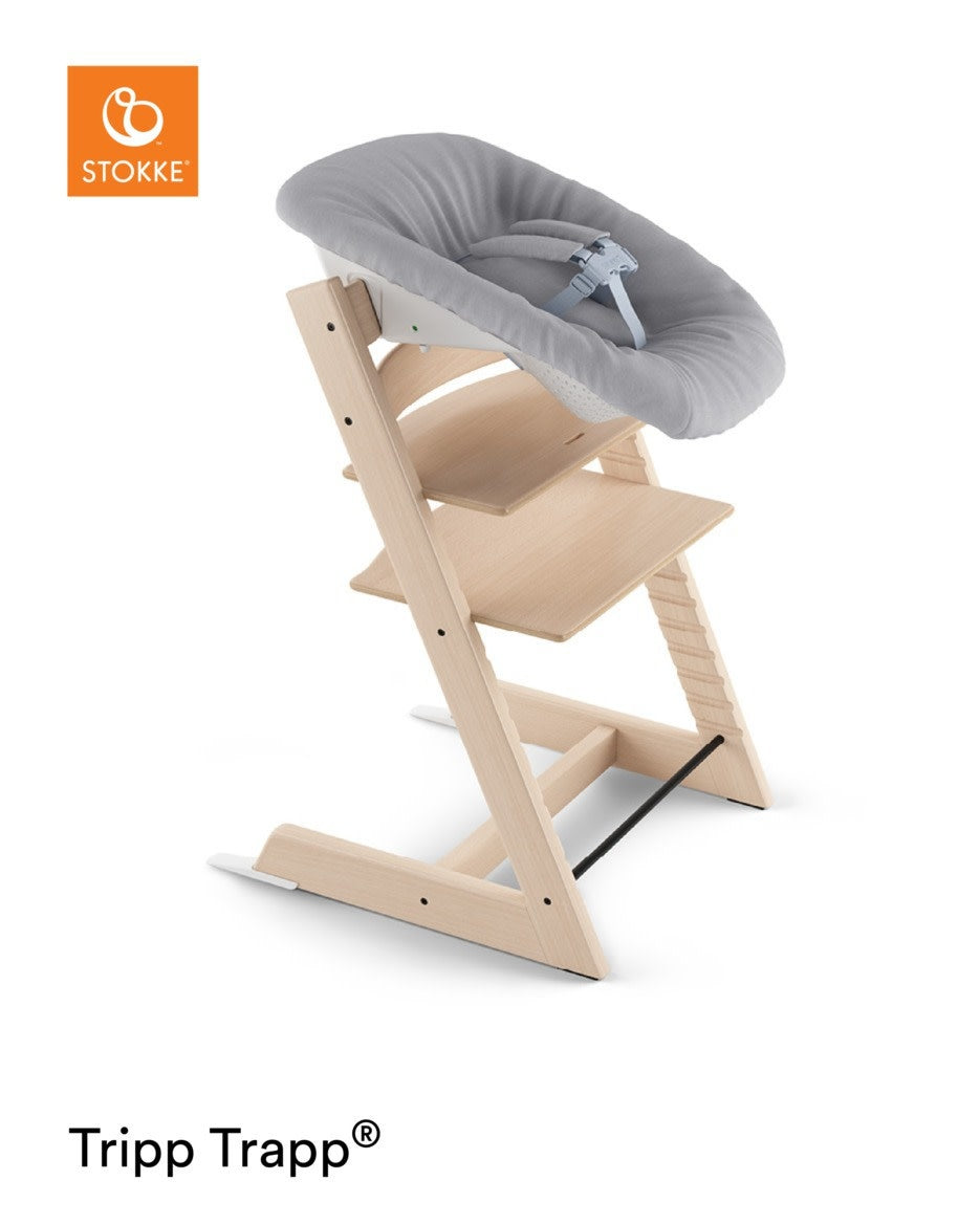 newborn set met speelgoedhanger - grey