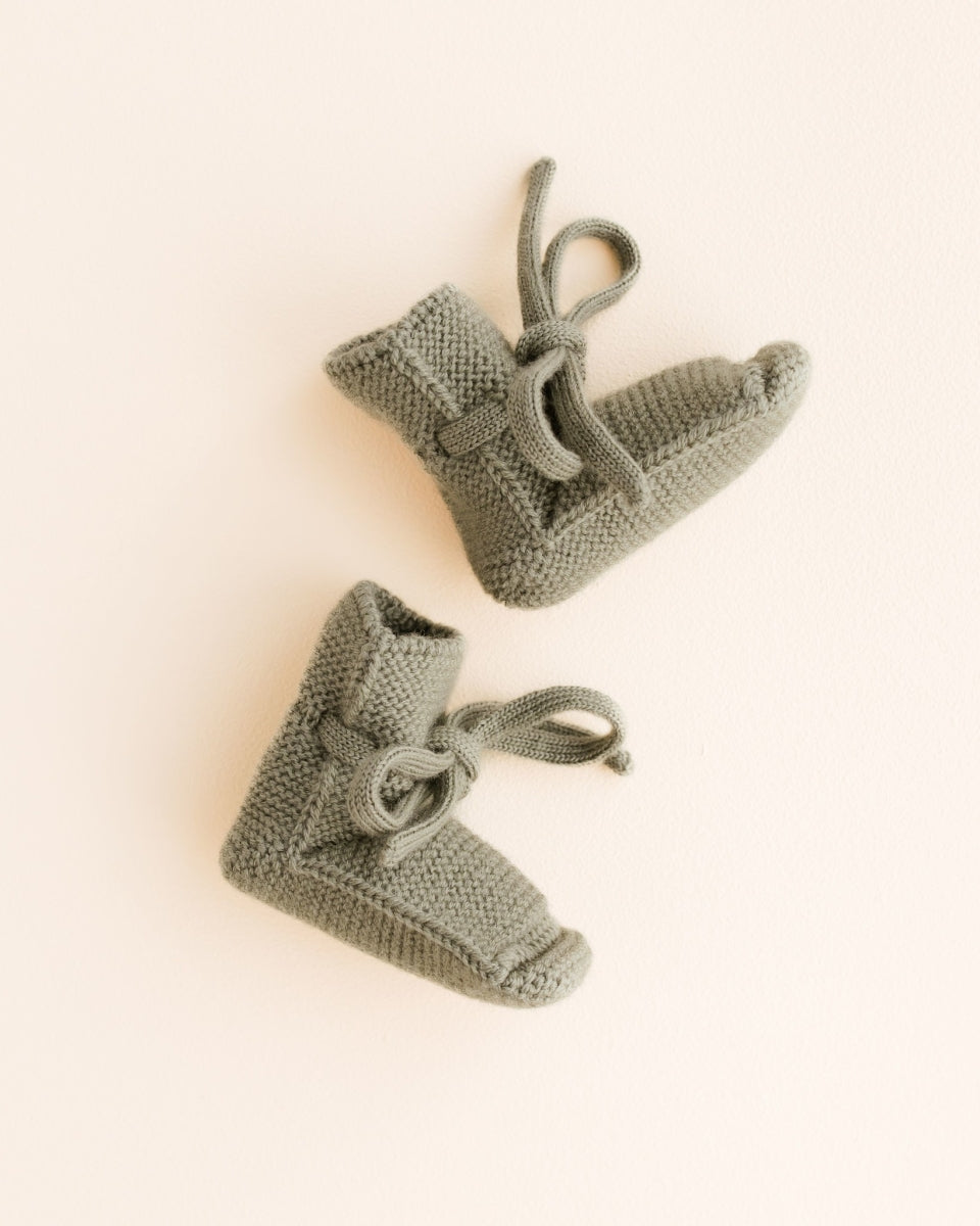 booties - artichoke - 0-9M