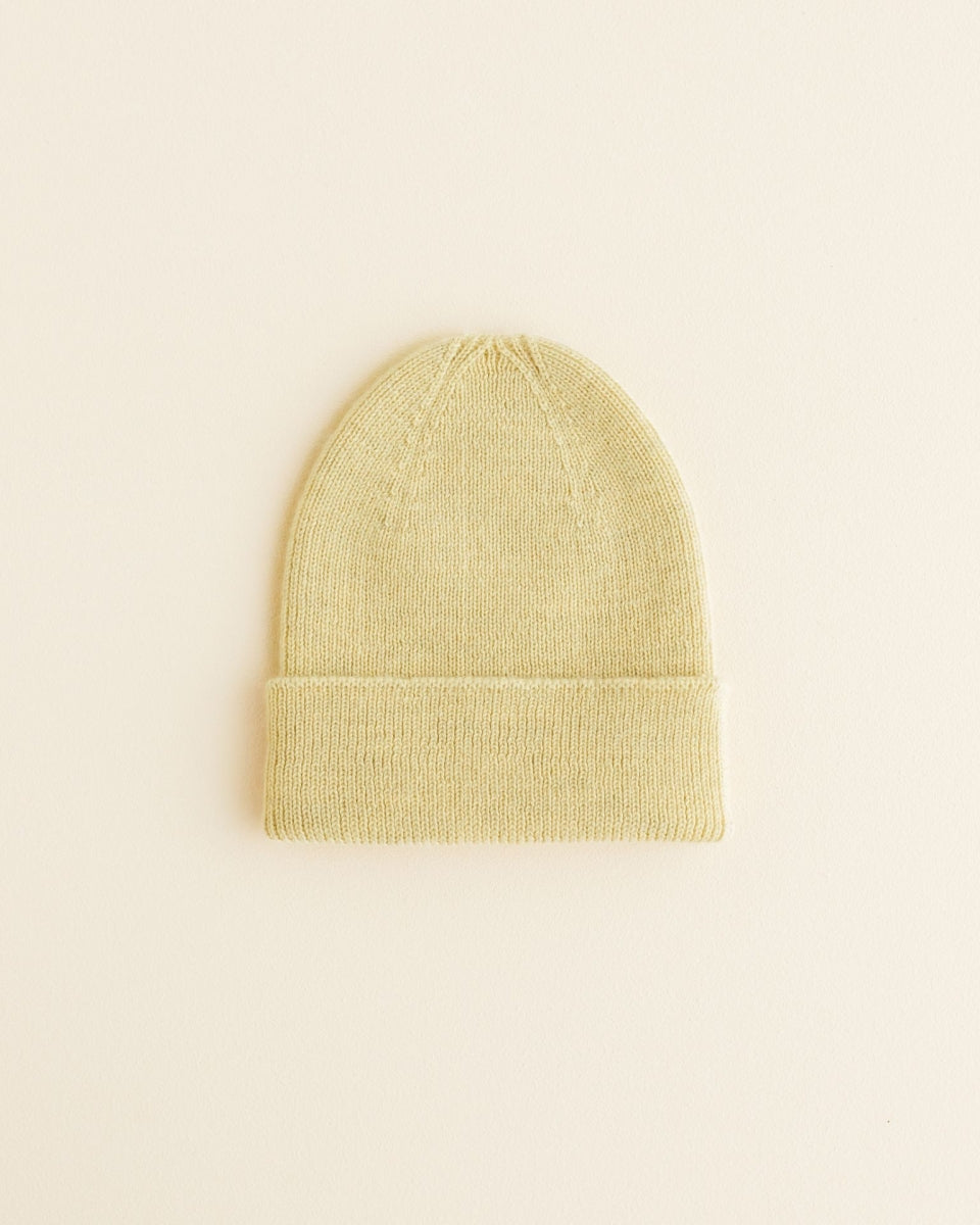 beanie fonzie - newborn - light yellow