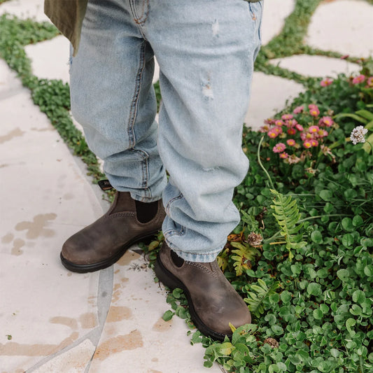 blundstone boots kids - clay
