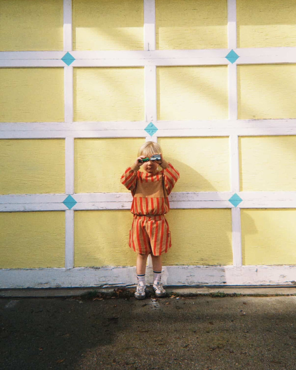 red stripes sweatshirt 2Y