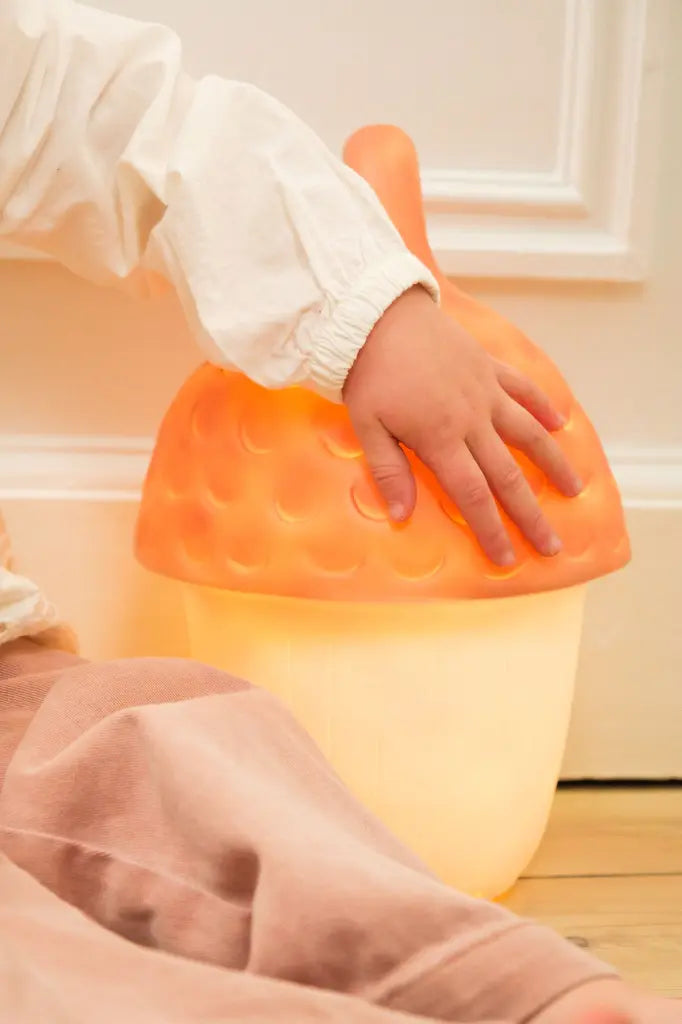 acorn lamp - klein - red brick