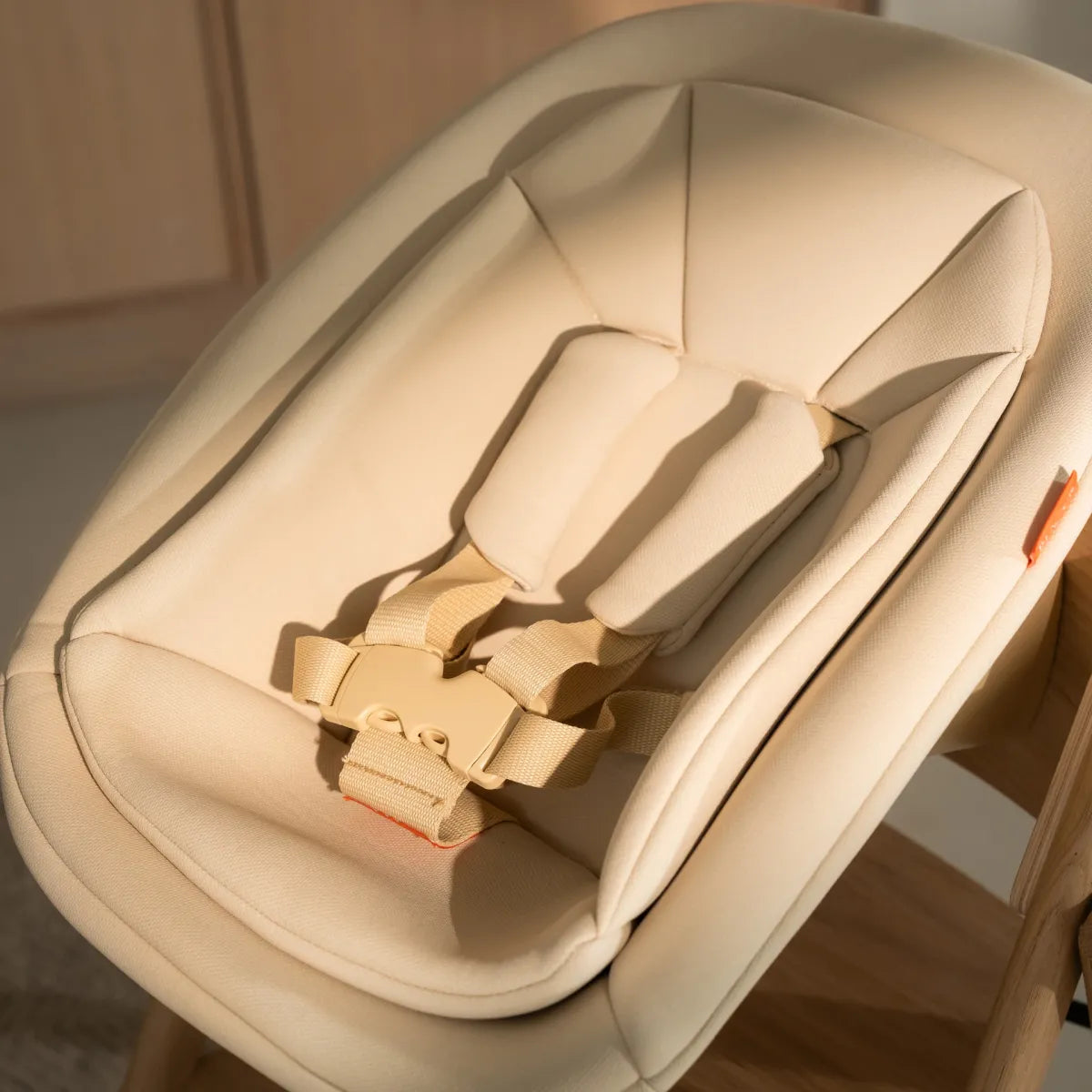 newborn seat voor kaos eetstoel - desert sand