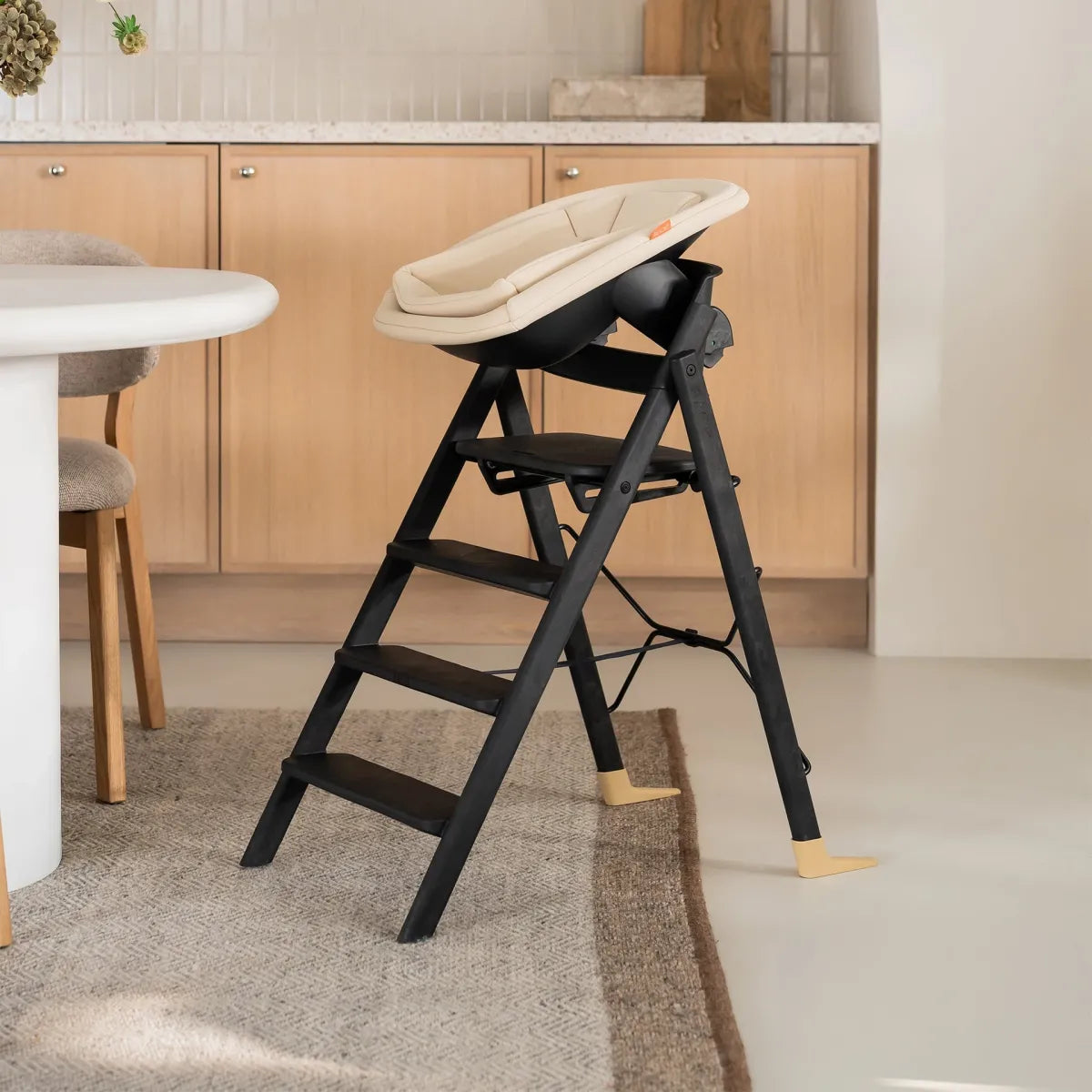 newborn seat voor kaos eetstoel - charcoal black