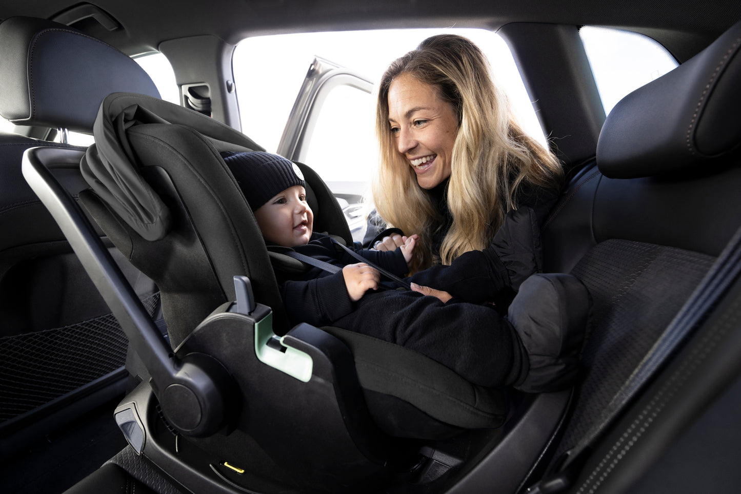 thule maple autostoel groep 0 - zwart