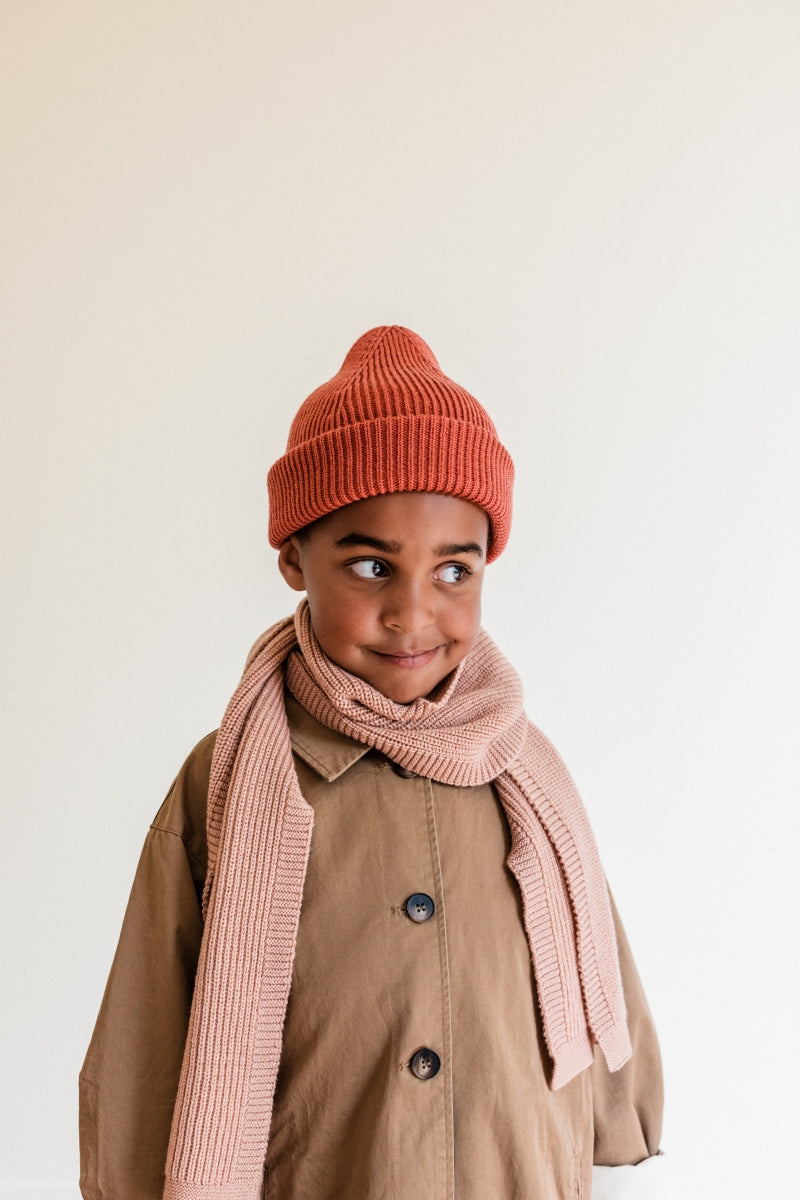 beanie fonzie wild berry - kids
