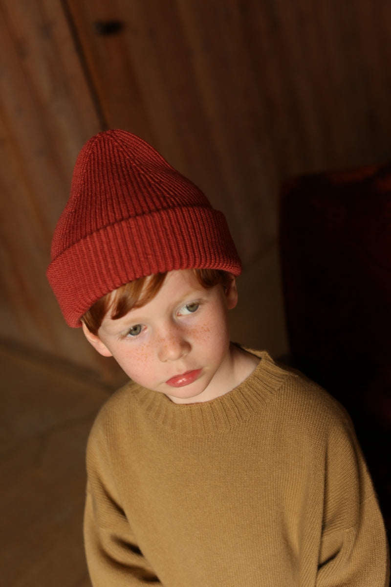 beanie fonzie wild berry - kids