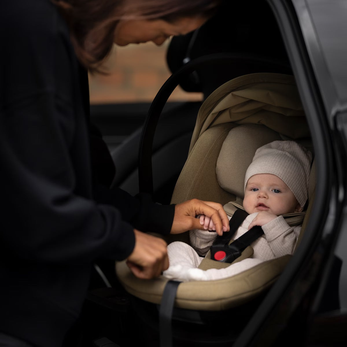 thule maple autostoel groep 0 - kaki