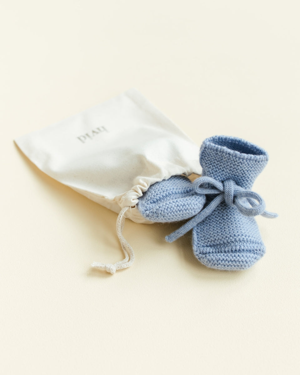booties - light blue - 9-15M