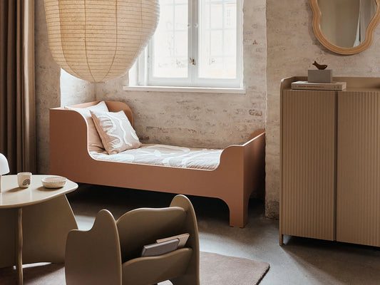 still junior bed - rose