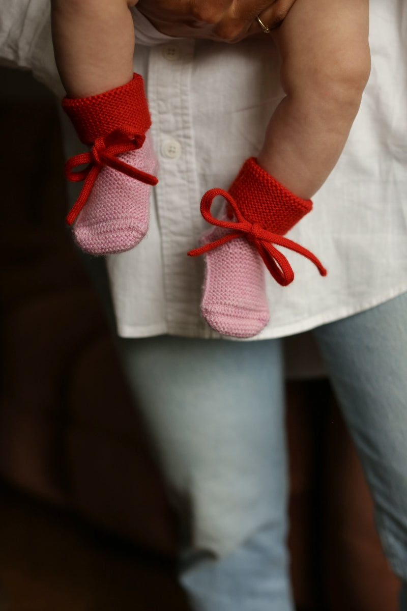 booties - cotton candy/red