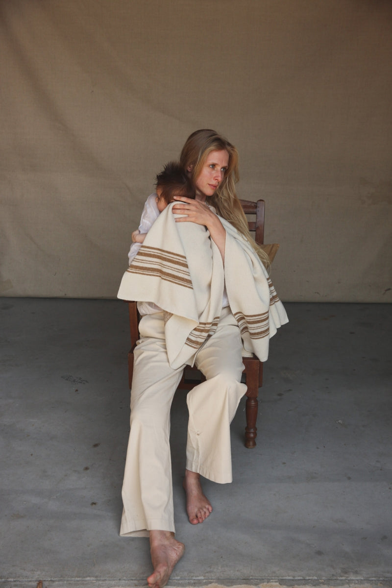 deken gilbert - silver/walnut